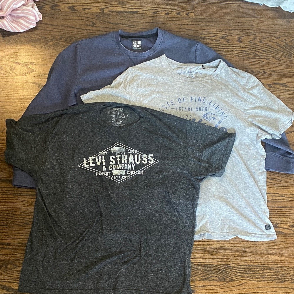 Men’s Clothing Bundle 3 Shirts L/XL
